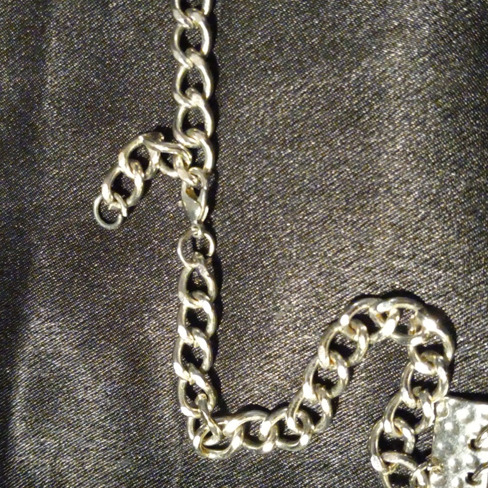 Chicos necklace - Picture 4 of 5
